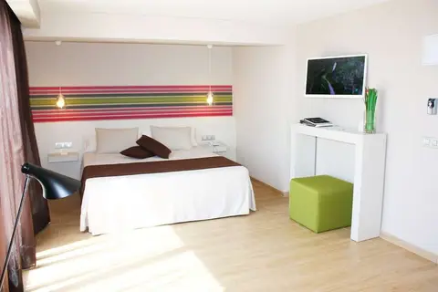 ALEGRIA Plaza Paris in Lloret de Mar — foto 17