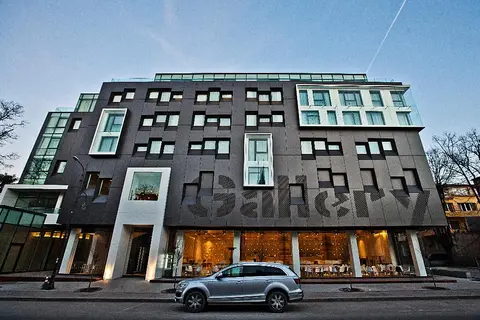 Graffit Gallery in Златни пясъци — foto 28