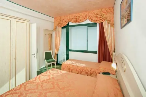 Hotel Carlton in Rome — foto 2