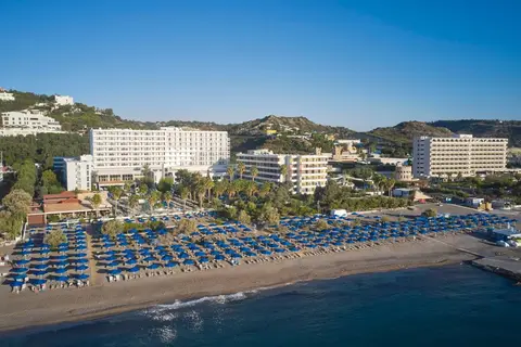 Esperides Beach in Φαληράκι — foto 4