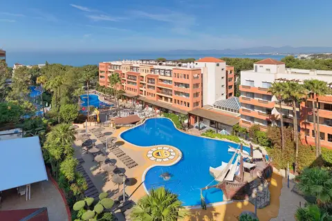 Hotel H10 Mediterranean Village in Salou