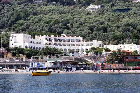 Hotel Punta Campanella Resort & Spa in Massa Lubrense — foto 9