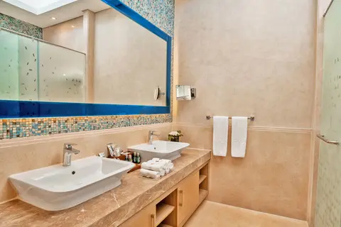 Rixos Premium Magawish Suites & Villas in الهضبه — foto 19