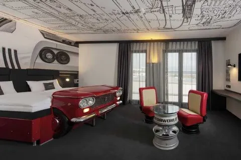 V8 Hotel Köln @Motorworld foto 3