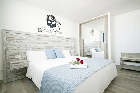 Pirates Village Apartments in Santa Ponsa — foto 5