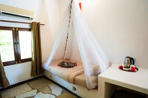 Paradise Beach Resort in Chwaka — foto 3