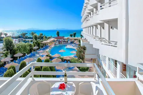 Lito Hotel in Ιαλυσός — foto 6