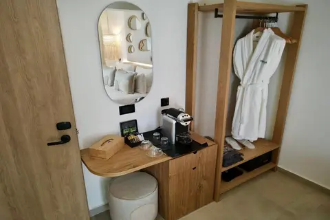 Cabana White Boutique Hotel & Suites in Καρδάμαινα — foto 10