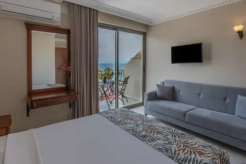 Rosy Suites in Kuşadası — foto 12