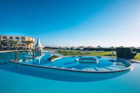 Iberostar Waves Averroes in Decorative Pond — foto 2