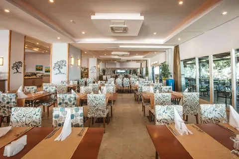 Sealight Resort Hotel in Kuşadası — foto 8