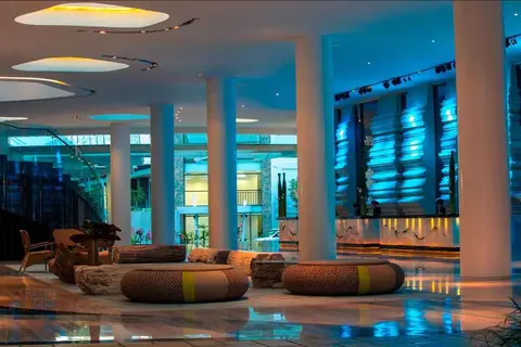 The Stones Hotel Legian Bali in Kuta — foto 9