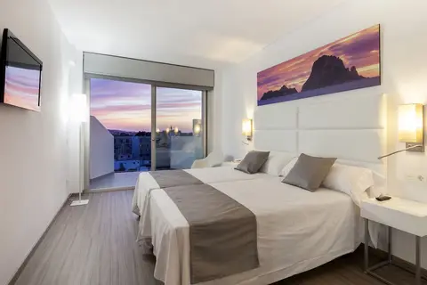 AxelBeach Ibiza in Sant Josep de sa Talaia — foto 17
