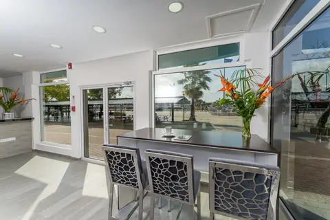 Brion City Hotel, BW Signature Collection in Willemstad — foto 10