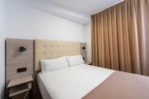 Hotel Queens in Benidorm — foto 5
