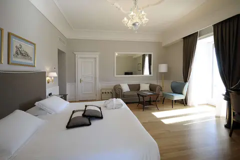 Grand Hotel Santa Lucia in Napels, foto 4