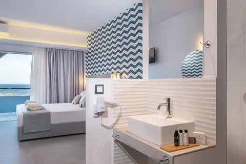 Hotel Sonia Resort in Γερακινή — foto 2