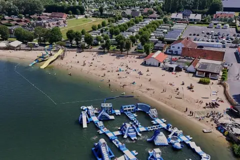 Holiday Suites Jabbeke in Jabbeke — foto 17