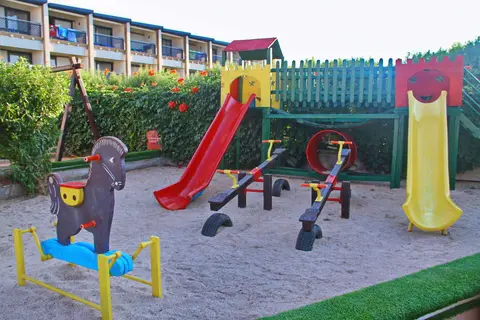 Hotel Kalia Beach in Δημοτική Ενότητα Γουβών — foto 10
