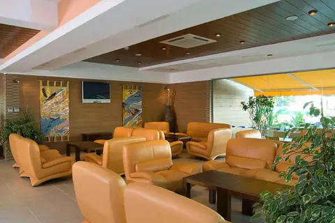 Flamingo Grand Hotel & Spa in Оброчище — foto 24