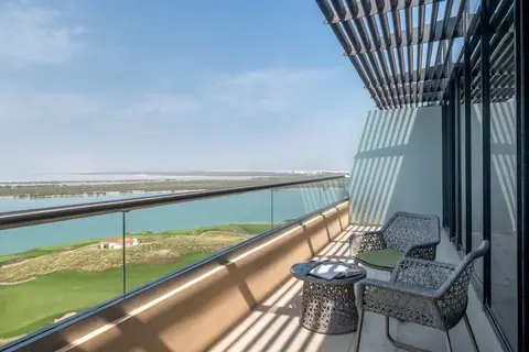 Yas Plaza Mangroves by IHG in جزيرة ياس — foto 8