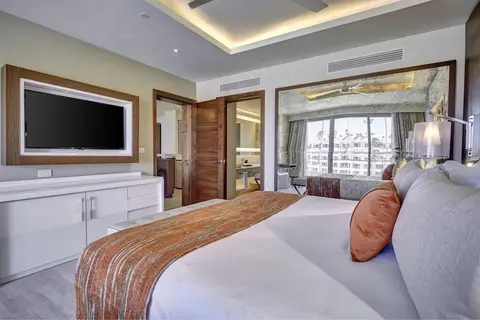 Royalton Bavaro, An Autograph Collection All-Inclusive Resort & Casino in Salvaleón de Higüey, foto 8
