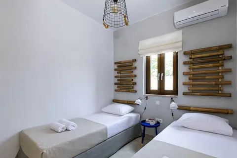 Syra Suites in Vari, foto 12