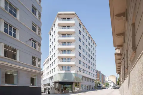Carris Almirante in Ferrol — foto 18