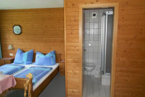 Pension Erlerhof in Ried im Zillertal — foto 4