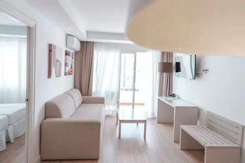 Aparthotel Puerto Azul in Marbella — foto 28