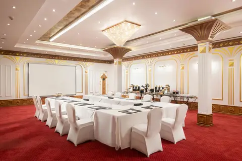 JAZ Pyramids Resort in كفرة نصار — foto 3