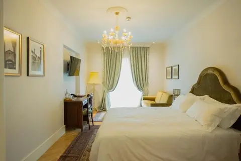 E'bel Boutique Hotel in Tirana — foto 16
