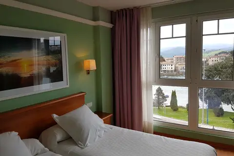 Hotel Faro de San Vicente in San Vicente De La Barquera — foto 30