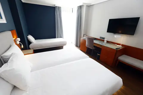 Travelodge Madrid Coslada Airport in Coslada — foto 14