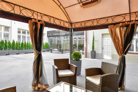 Hotel Garden Court in Praag — foto 20