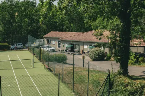 Vakantiepark Hameaux Des Lacs in Monclar-de-Quercy — foto 20