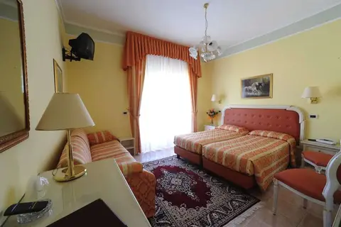 Hotel Cristallo Malcesine in Malcesine — foto 3