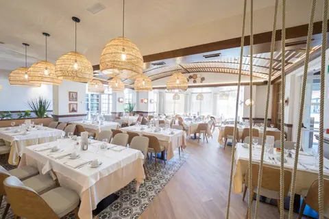 Hotel Gold River at PortAventura World in Lladurs — foto 30
