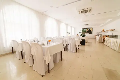 Hotel Slaven in Selce — foto 4