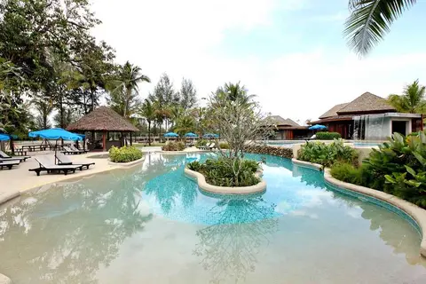 Apsara Beachfront Resort & Villa in คึกคัก — foto 14
