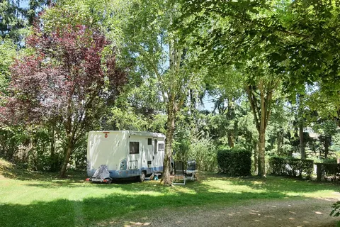 Camping Le Lac De Saint-point foto 15