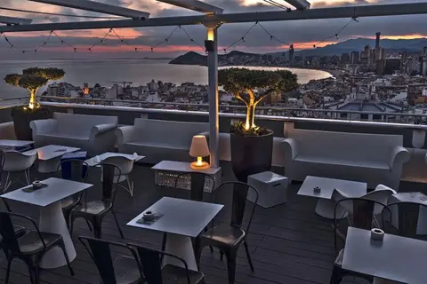Madeira Centro in Benidorm — foto 19
