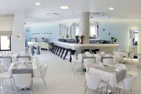 La Mer Deluxe Hotel & Spa in Thira Municipal Unit, foto 13
