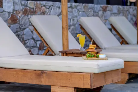 Theo Hotel in Agia Marina — foto 6