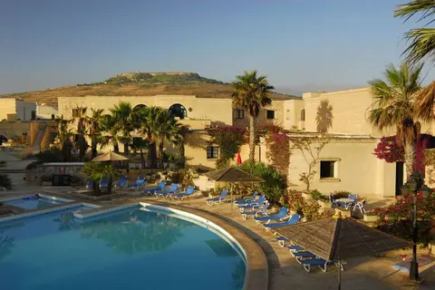 Villagg Tal Fanal in Għasri, foto 2