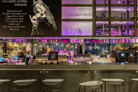 Moxy London Heathrow Airport in Londen — foto 2