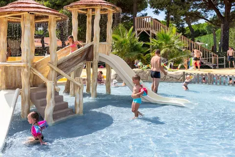 Le Sainte Marie in Sainte-Marie-la-Mer — foto 10