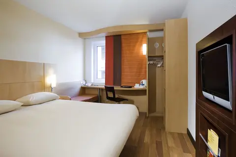 ibis London Barking Hotel in Londen — foto 13