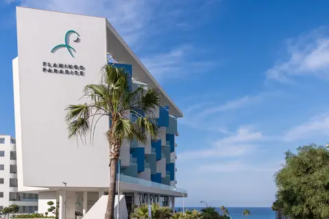 Flamingo Paradise Beach Hotel in Παραλίμνι