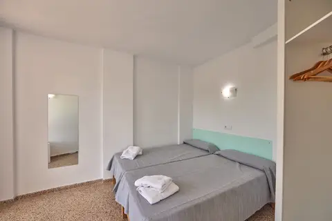 Magaluf Playa Apartments in Magaluf — foto 26